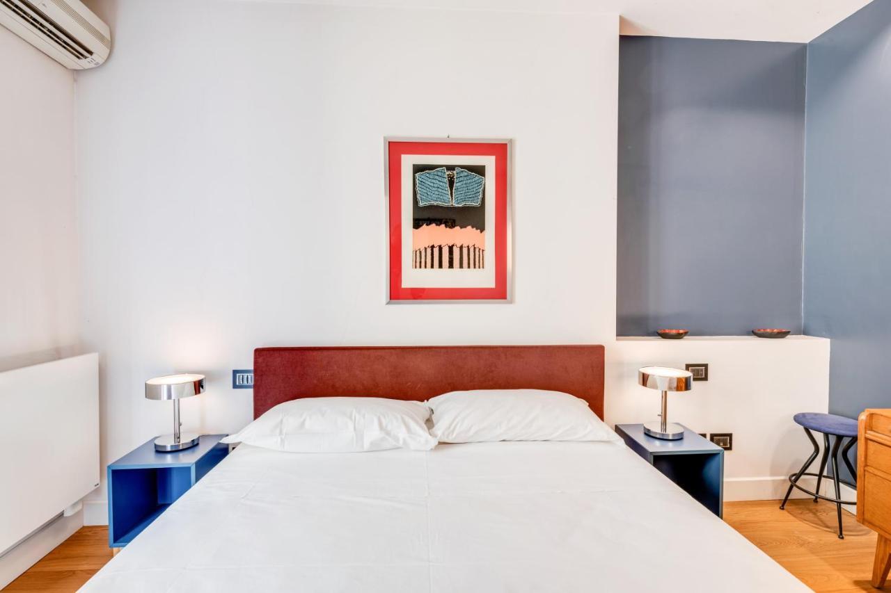 Piazza Santa Croce Design Apartment With Balcony Florence Exterior photo