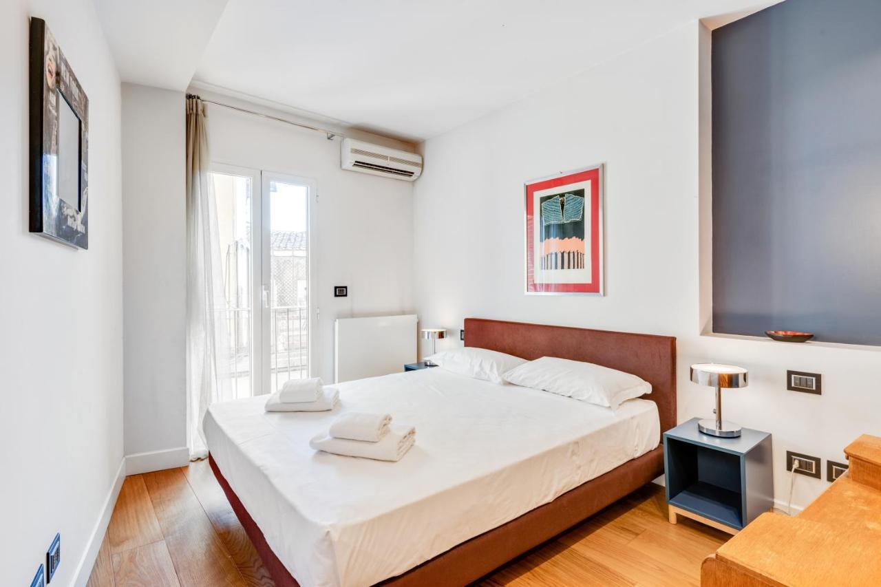 Piazza Santa Croce Design Apartment With Balcony Florence Exterior photo